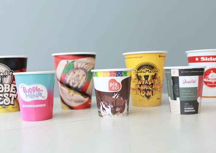Copos personalizados de papel: descubra as melhores opções sustentáveis na Box.Be